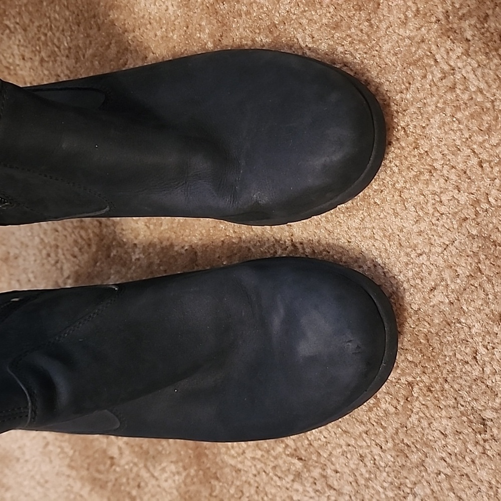 UGG Joely Wedge Boots Size 9.5 EU 40.5 - Picture 2 of 16